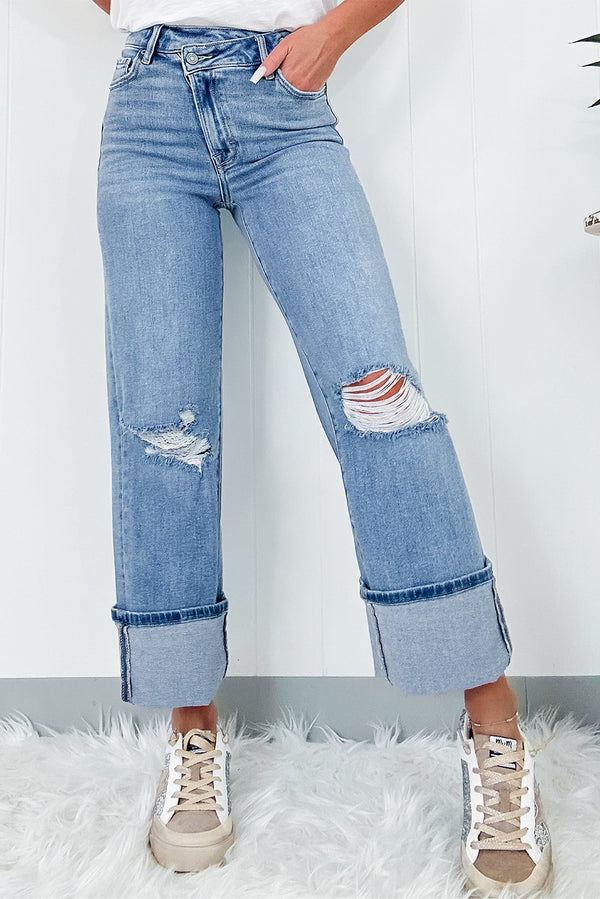 Chic Straight Distressed Jeans with Pockets