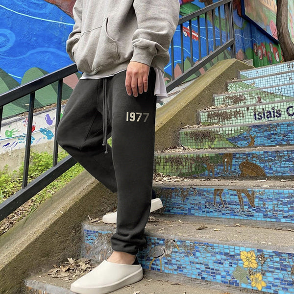 "1977" Graphic Sweatpants